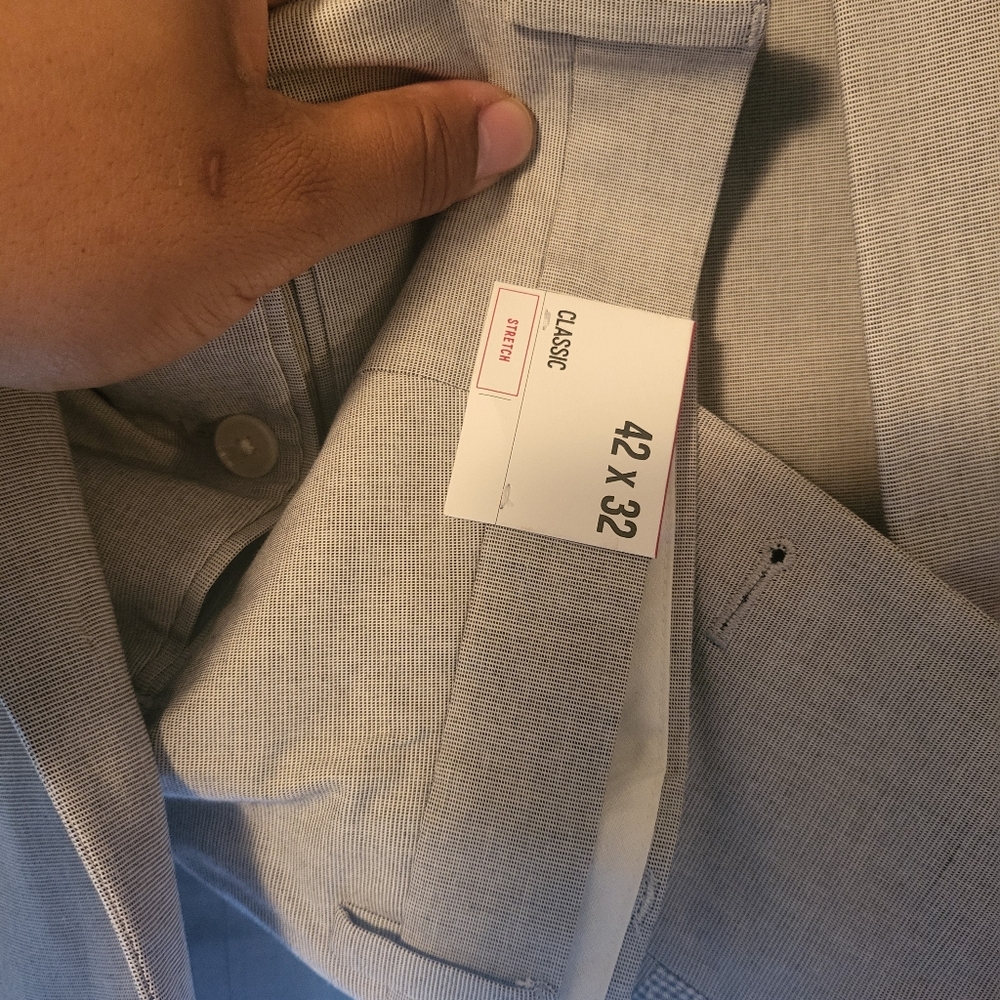 Suit - Picture 5 of 5